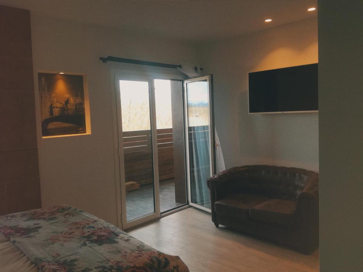 Turistic Girona - Piso De 1, 2 O 3 Habitaciones Dış mekan fotoğraf