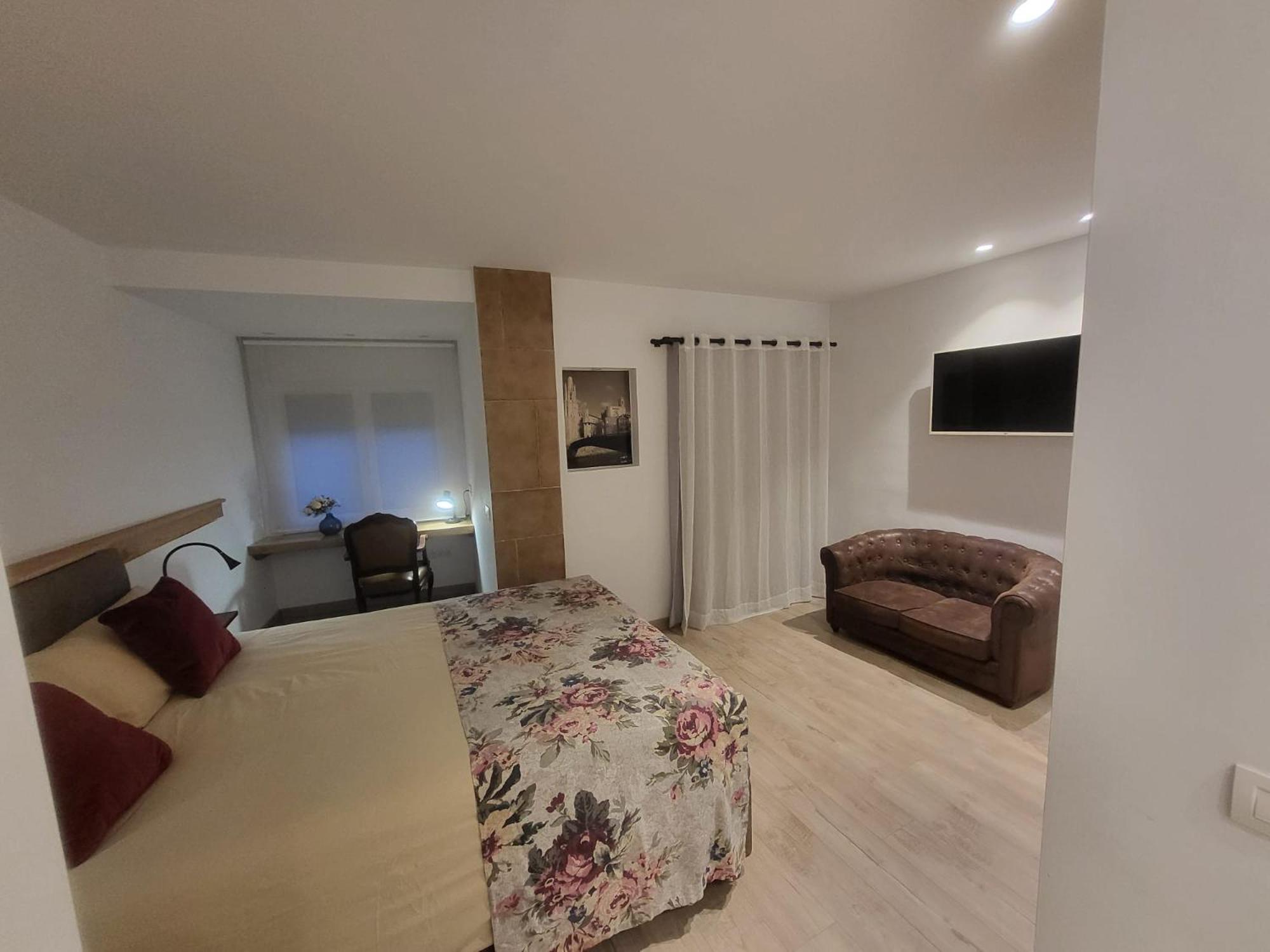 Turistic Girona - Piso De 1, 2 O 3 Habitaciones Dış mekan fotoğraf